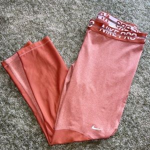 Nike Pro Leggings  size L